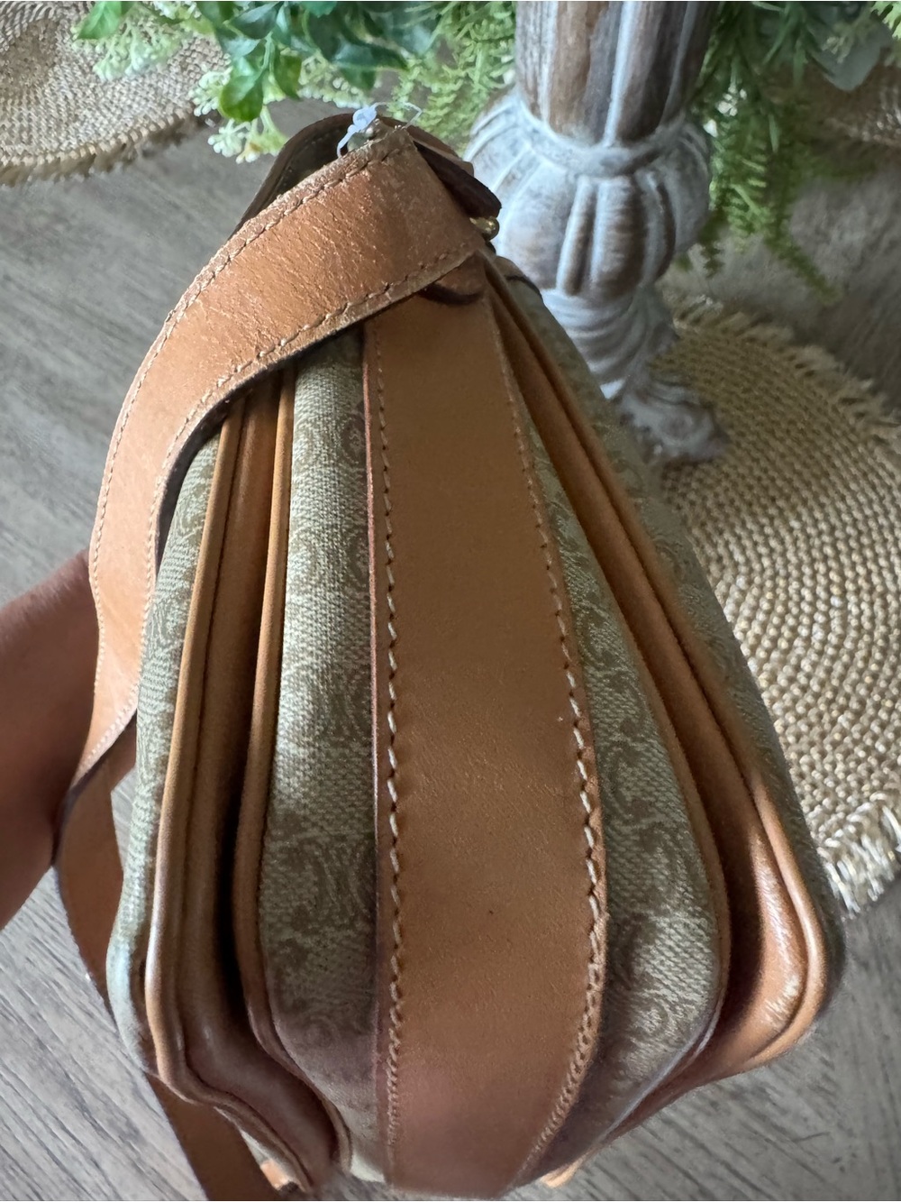 Celine VINTAGE Brown Tan Triomphe Canvas Crossbody Bag Good Preloved Condition - Picture 6 of 11